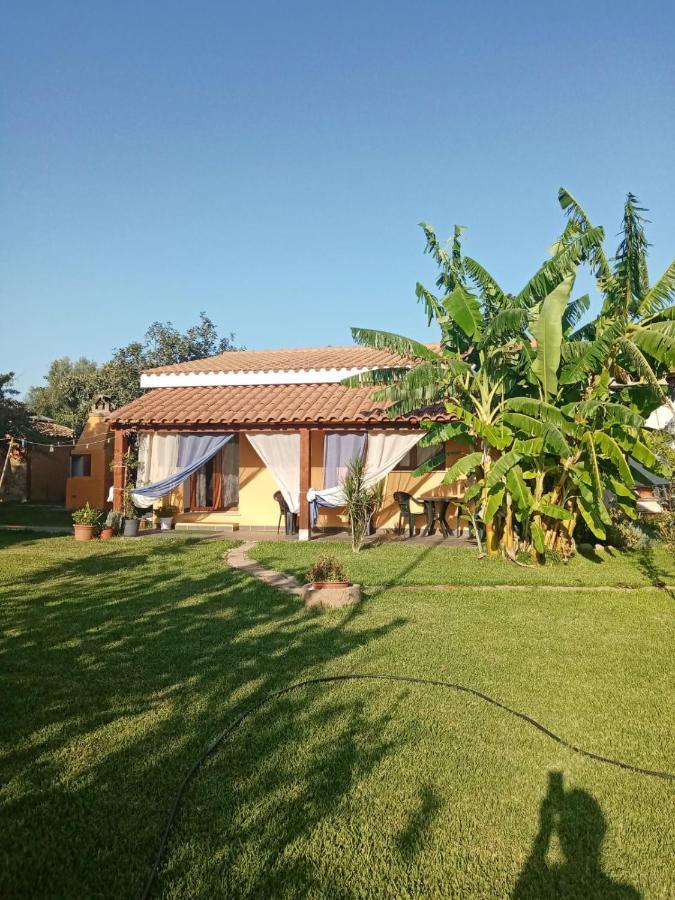 مبيت وإفطار Masainas Is Cuccus المظهر الخارجي الصورة